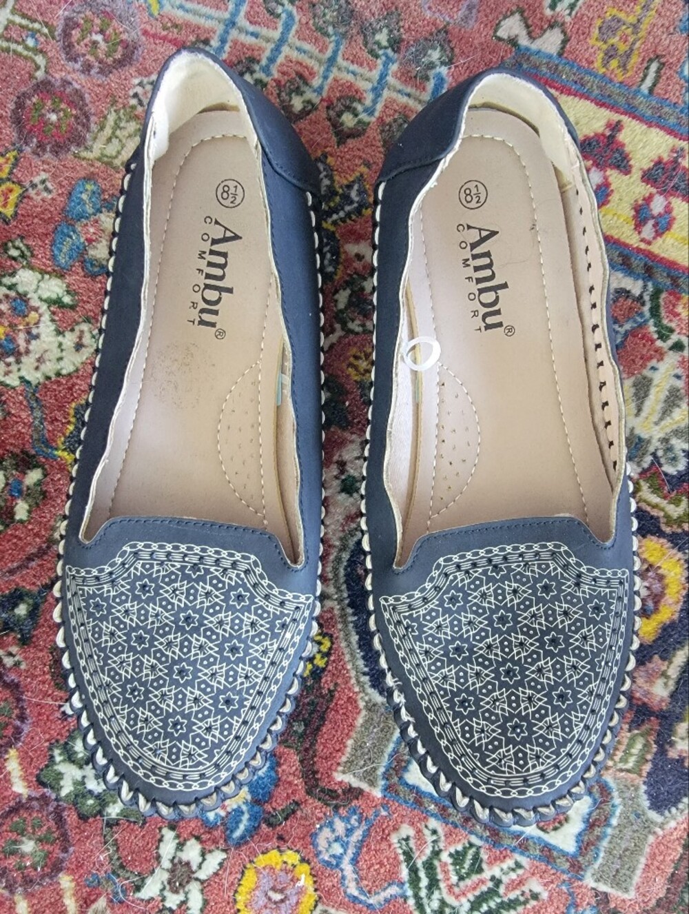 Women's Slip-On Loafers 8.5